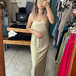 ASKILI ELBİSE YEŞİL